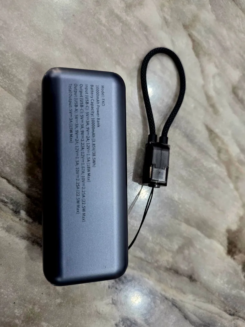 Review sạc dự phòng siêu nhỏ gọn - 3